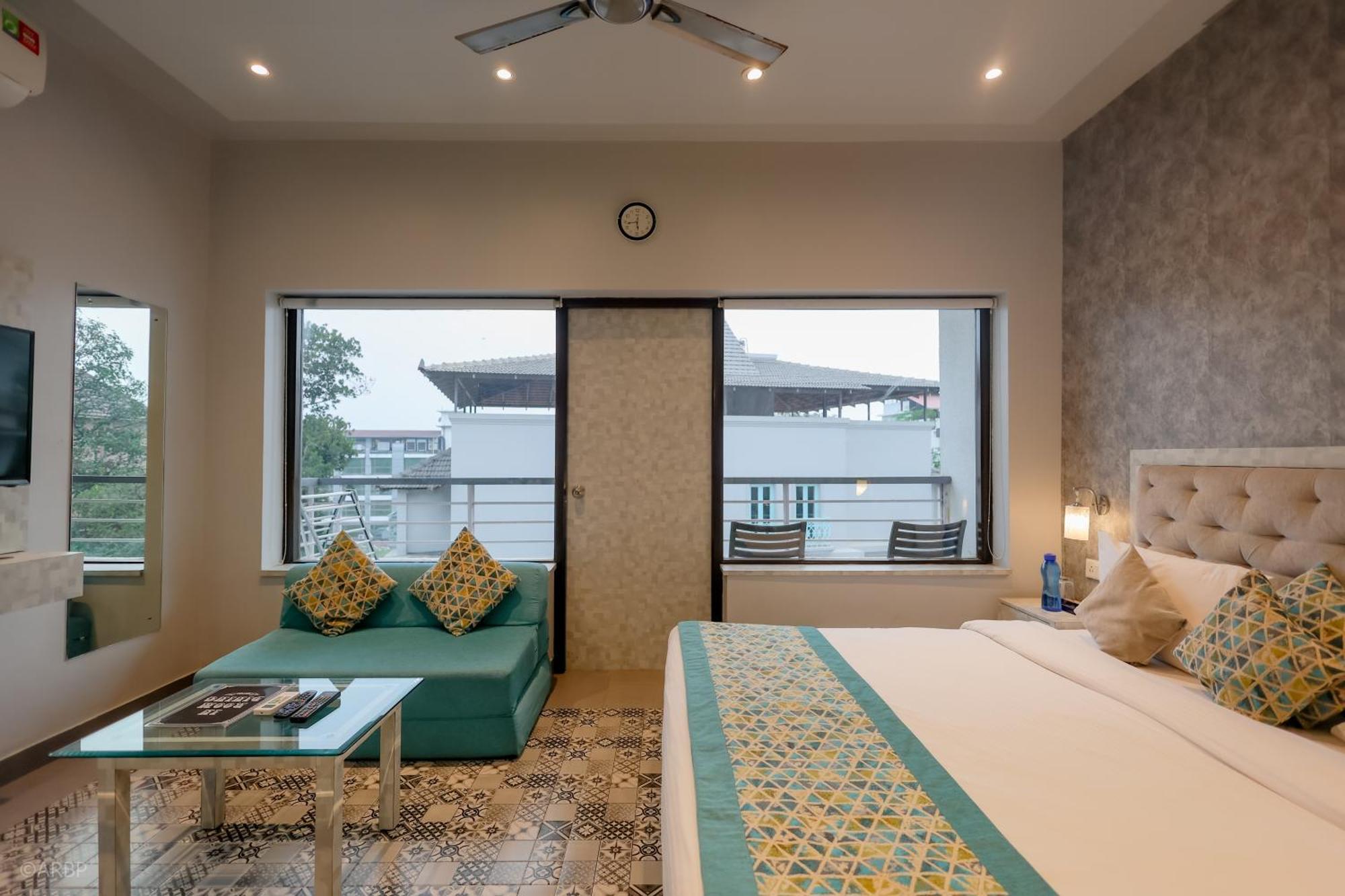 La Sunila Suites & Villas By Wsi, Baga Arpora Kültér fotó